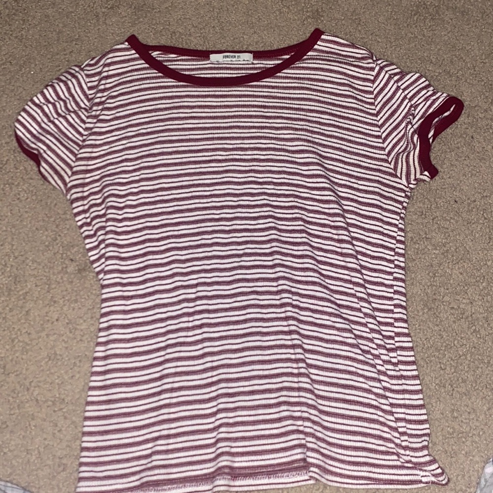 Short sleeve striped shirt